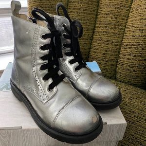 NATURINO Metallic Silver Brogued Leather Boots